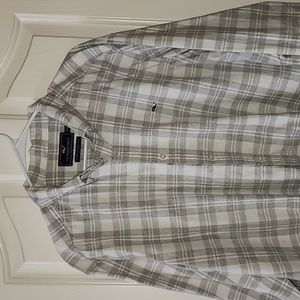 Vineyard Vines XXL Whale Shirt